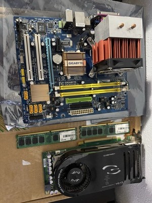 Intel Core2quad E9400 Quad-Core LGA 775 Bundle Processor / Motherboard/4GB/280