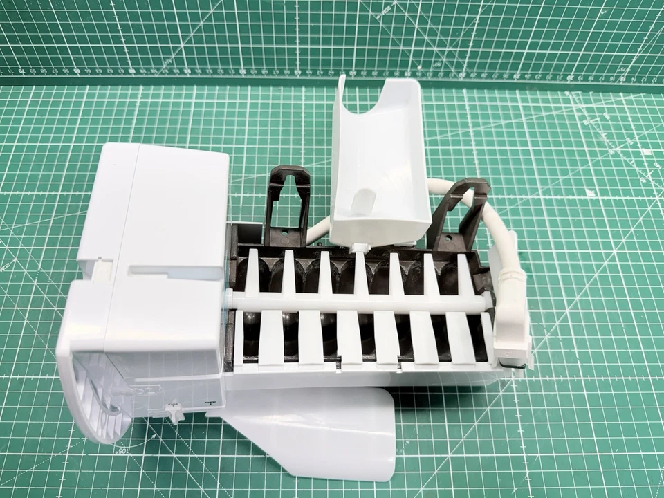 Máquina de hielo para refrigerador GE P# WR30X10093 Foto 4 de 4