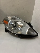 Eagle Eyes DS628-B001R Headlight Assembly