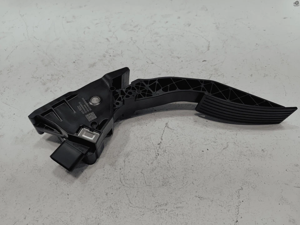 Accelerator Gas Pedal w/Travel Sensor OEM 2024-2025 Buick Envista - Imagem 4 de 4