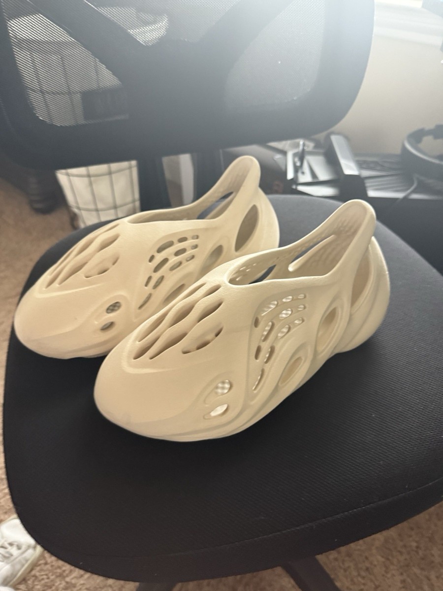 adidas Yeezy Foam Runner Beige Men's Breathable Slip-On Sandals