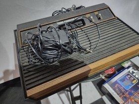 Vintage ATARI 2600 4 SWITCH Console and Cords Works