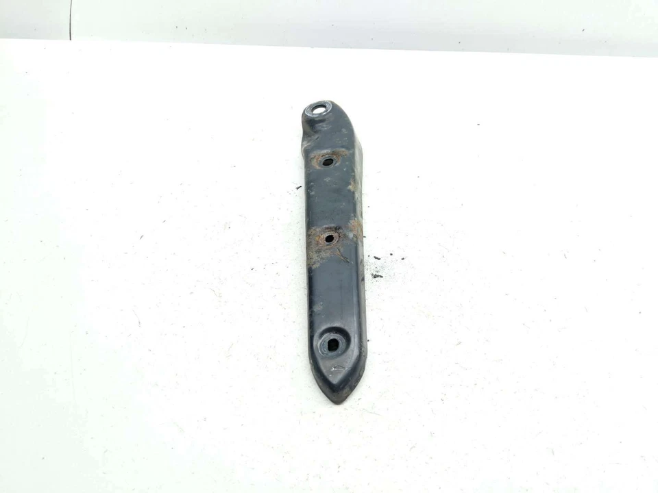 09-17 Triumph Thunderbird LT 1700 Guardabarros Trasero Soporte Puntales Foto 2 de 4