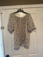 NWT MAX STUDIO Women Ruffle Short Sleeve Keyh...