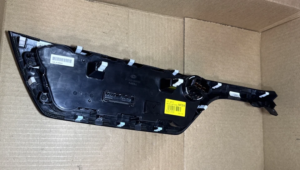 2015-2021 Kia Sedona Dash Mounted A/C Heater Temperature Climate Control OEM - Image 4 of 4