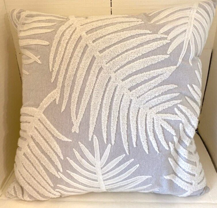 Pier one 2025 white pillows