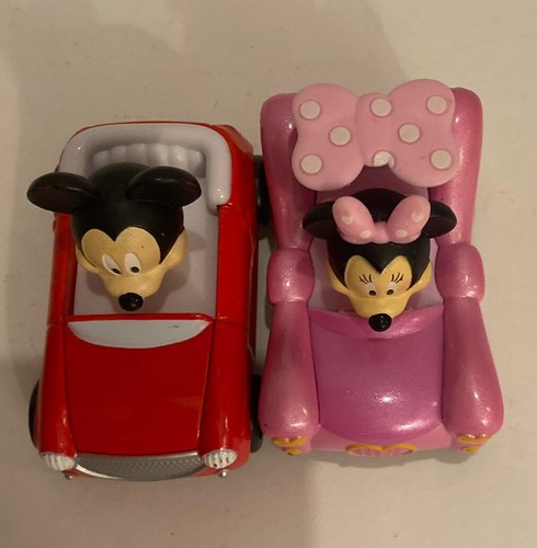 Disney Topolino e la Roadster Racers Topolino e Minnie auto pressofusa - Foto 13 di 15