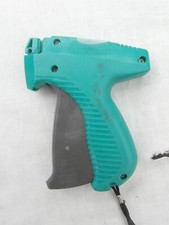 AVERY DENNISON MARK III 3 TAGGING GUN - SPARES OR REPAIR