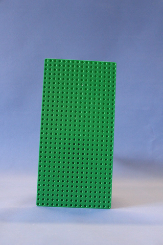 Lego - Baseplate - Thin - Green - 16 Studs x 32 Studs - Picture 2 of 2