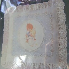 Paragon Precious Moments Stitchery Pillow Kit Love is Kind Girl Boy Swing OOOE