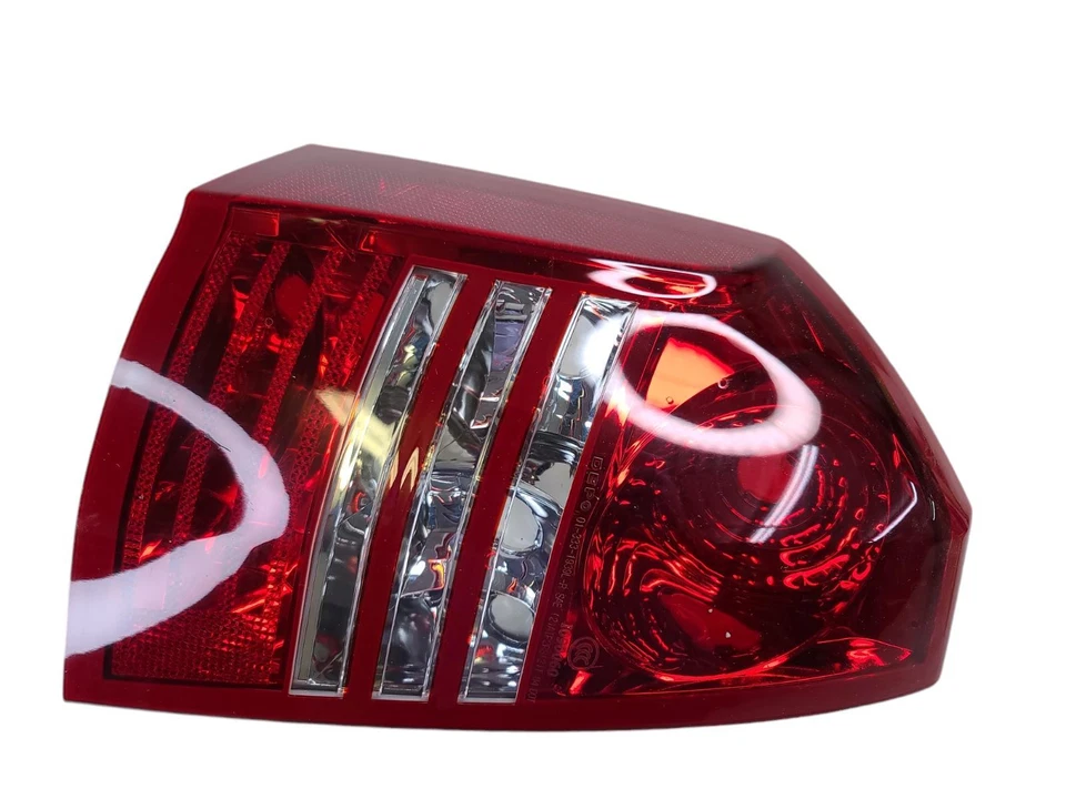 Luz trasera DEPO 333-1939L-US Foto 2 de 4