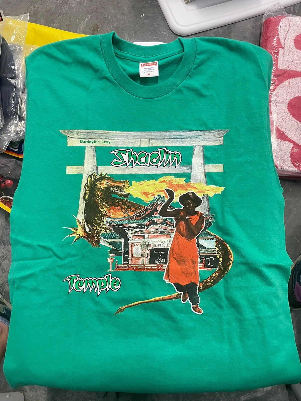 Sweat shirt neuf SUPREME Shaolin Temple taille M Barrington Levy Rasta