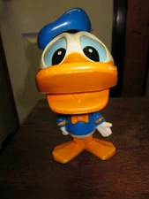 Vintage Walt Disney 1976 Donald Duck Chatter Chum 7" Pull String toy Mattel 