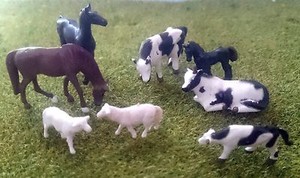 1:87 Scale HO/OO Gauge 00 Model Railway 8 Mixed Farm Animals, Cows, Horses,Sheep | eBay