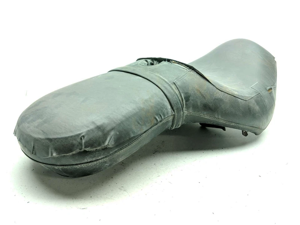 09-17 Triumph Thunderbird LT 1700 assento de passageiro completo peça única 2300996 - Imagem 4 de 4