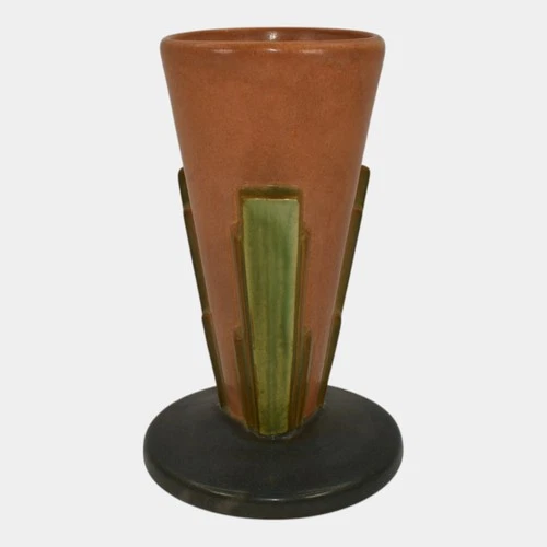 Roseville Futura Tan 1928 Vintage Art Deco Pottery Buttressed Cone Vase 401-8
