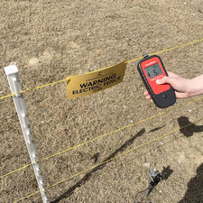 Digital Fence Tester - up to 19.9 Kv, Cordless Fence Detector, Fault Finder, ...