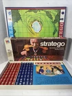VINTAGE Stratego COMPLETE Milton Bradley 1975 1977 Classic Game Capture Flag