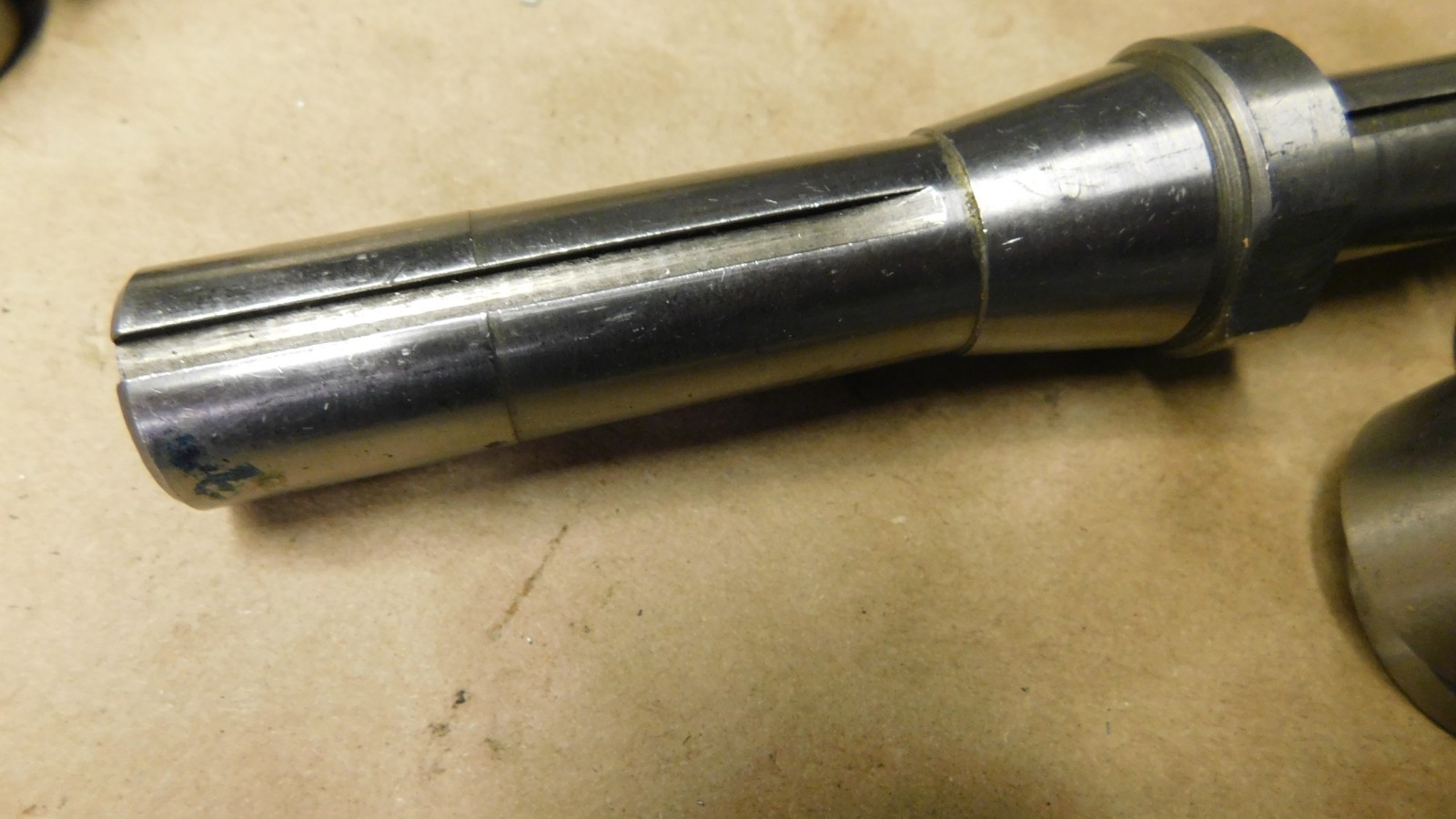 R8 Shank Arbor 7/8" x 1.25" Long with Bushings Right Hand Thread
