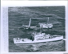 1967 Soviet Shrimp Trawler Coast Guard Anchorage Ak Boats Wirephoto 8X10