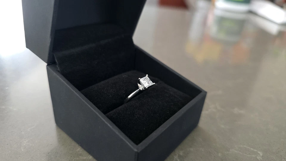 1.06 Carat Diamond Engagement Ring, 14k White Gold, F VS1 Lab Created - Image 2 of 4