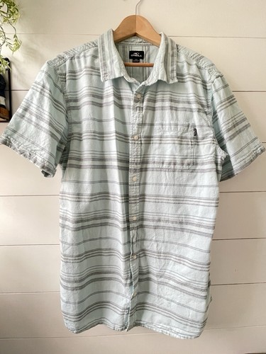 O’Neill Men's XXL Standard fit short sleeve button down shirt