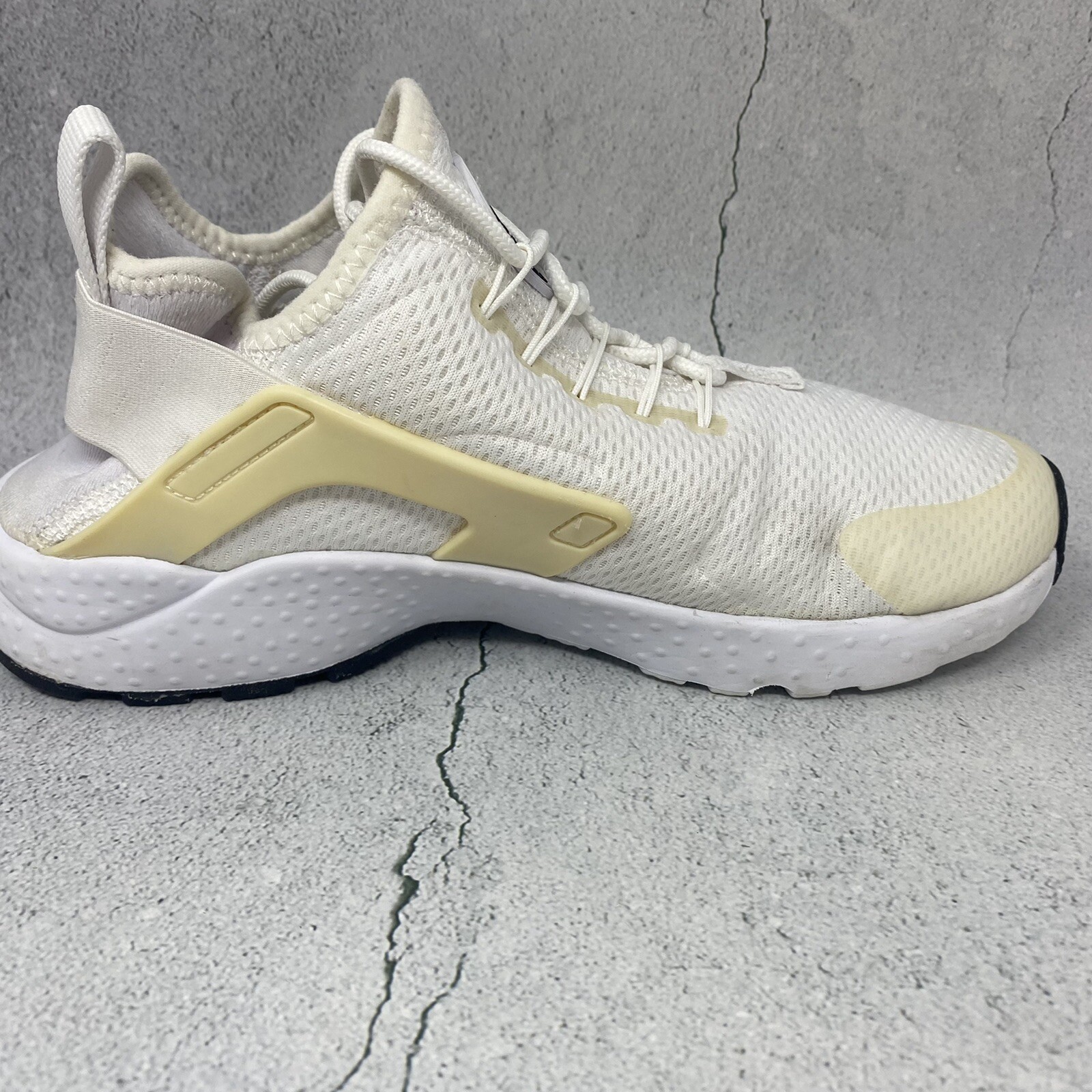 Nike Air Hurache Run Ultra Women’s Athletic Runni… - image 2