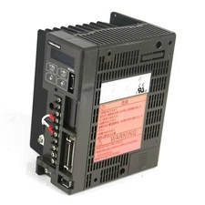 1PIECE NEW FUJI SERVO DRIVE RYS751S3-VVS