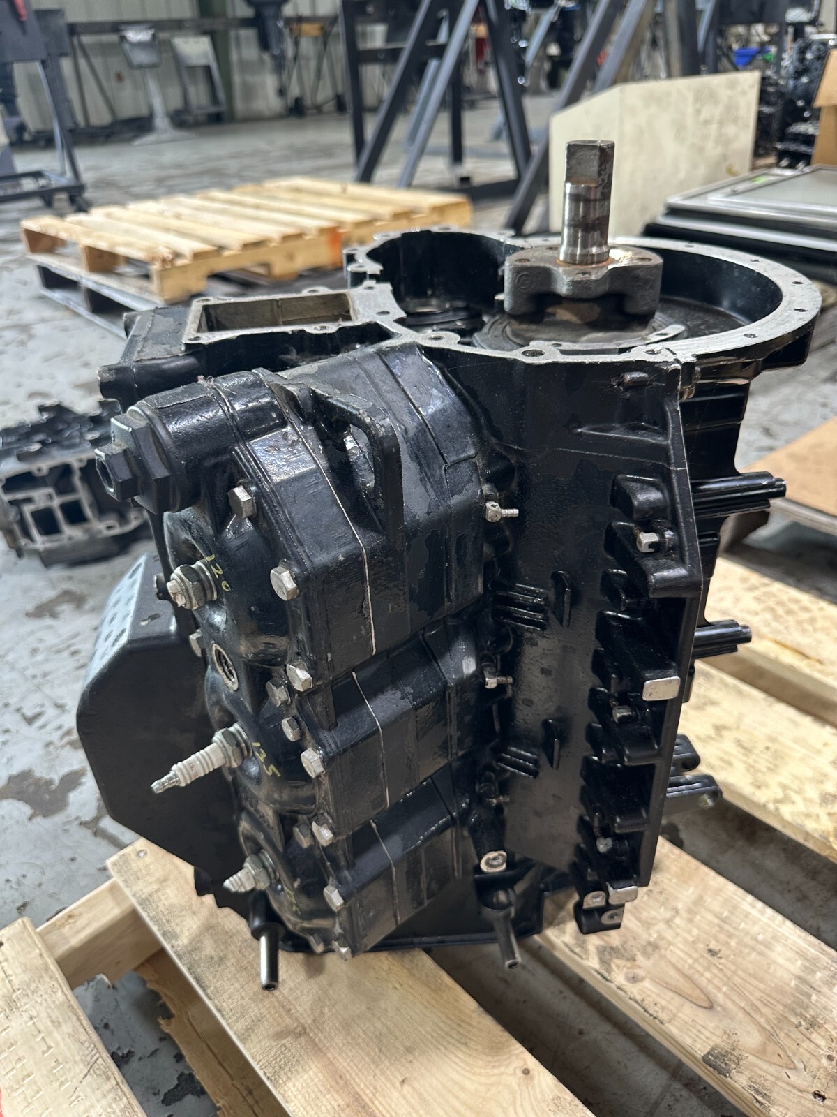 Used OEM Johnson Evinrude 1991 (Only) 150/175 HP V6 60º Carb Outboard Powerhead