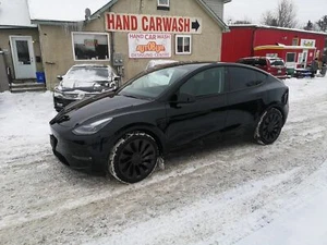 2022 Tesla Model Y Performance AWD