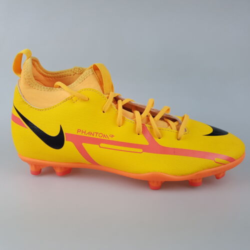 Boy's NIKE 'Phantom Gt2 Club' Sz 4Y US Football Boots Yellow | 3+ Extra 10% Off - Picture 2 of 10