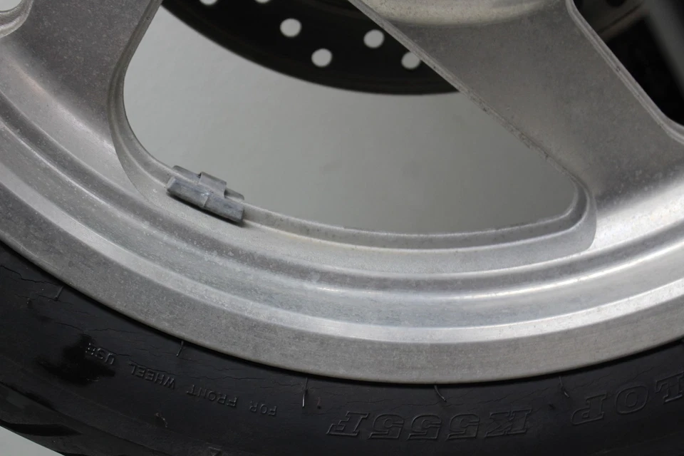 Llanta delantera Honda Magna 750 Vf750C 1994-2003 (recta) Foto 3 de 4