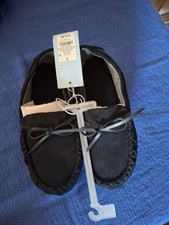 Cat Jack Boy's Sz 2 Black Lionel Moccasin Faux Suede House Slippers