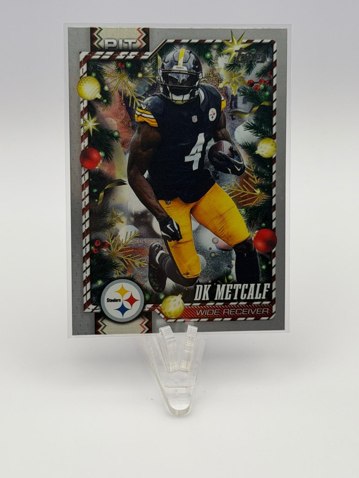 2026 Topps Holiday #85 DK Metcalf Glitter Holiday