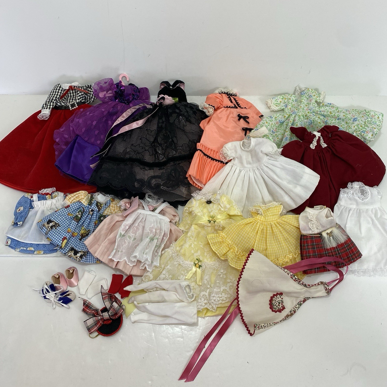 Madame Alexander Dress Lot of 10+ For 8&rdquo;-10&rdquo; Dolls w/ Ex