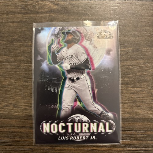 Luis Robert Jr. #NOC-31 2025 Topps Chrome Black Nocturnal card