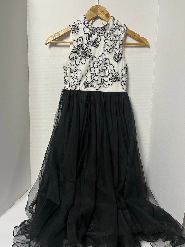 Formal Dress Kids Size 7 Black White Flowers Long Sleeveless - Image 2 of 4