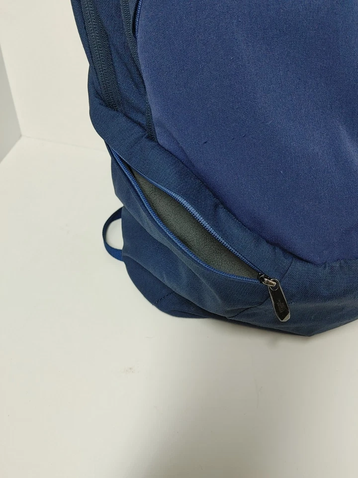 MOCHILA PORTATIL ISABELLA MUJER THE NORTH FACE 20L AZUL. Foto 4 de 4