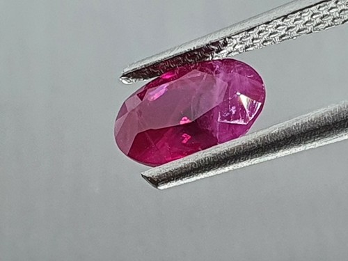 1.10 ct NATURAL HEATED BURMA RUBY 4.7 X 7.0 X 3.6 Loose Gemstone - Picture 2 of 6