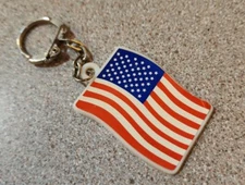 VINTAGE Plastic American Flag Keychain Patriotic 