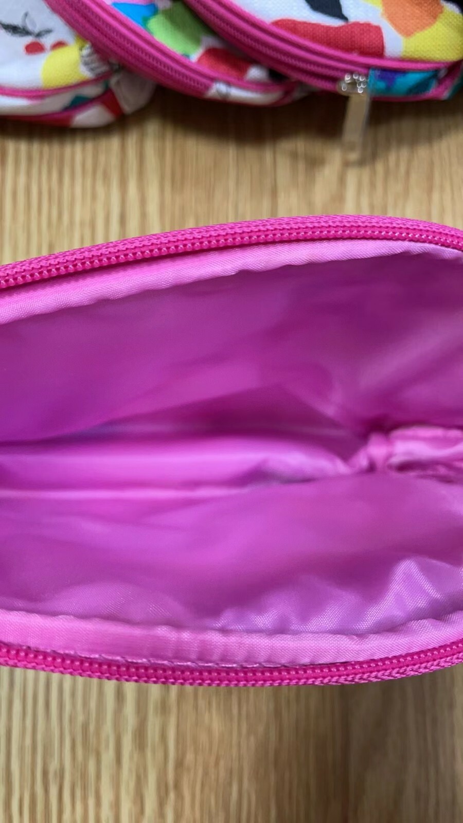 Wholesale CLINIQUE Floral pink Makeup Bag Zipper Pouch 7PC TOTAL 2