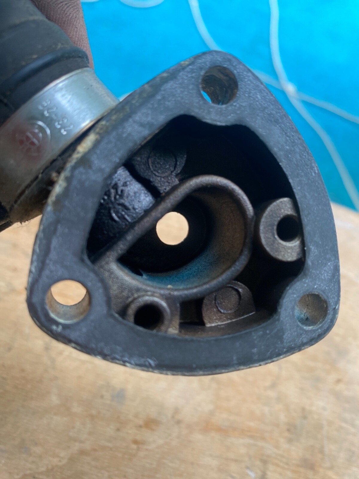 BMW E28 E30 M10 M20 Cold Start Fuel Injector Valve Idle Bleed Housing