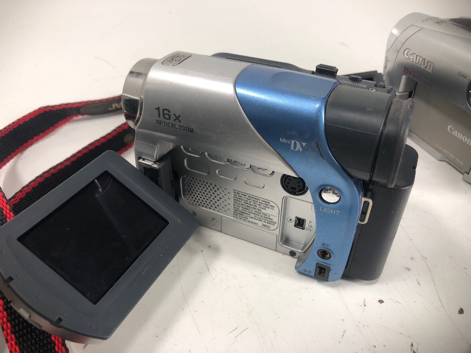 LOT OF 6 Cameras JVC Grsxm37u Grd33u Canon Dc210 Sharp Vla10u Kodak