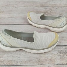Bzees Womens Flats 7.5M White