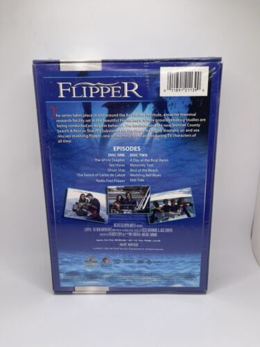 Flipper The New Adventures Best Of Season 2 -(2013, 2 DVDs) SEALED - Picture 2 of 2