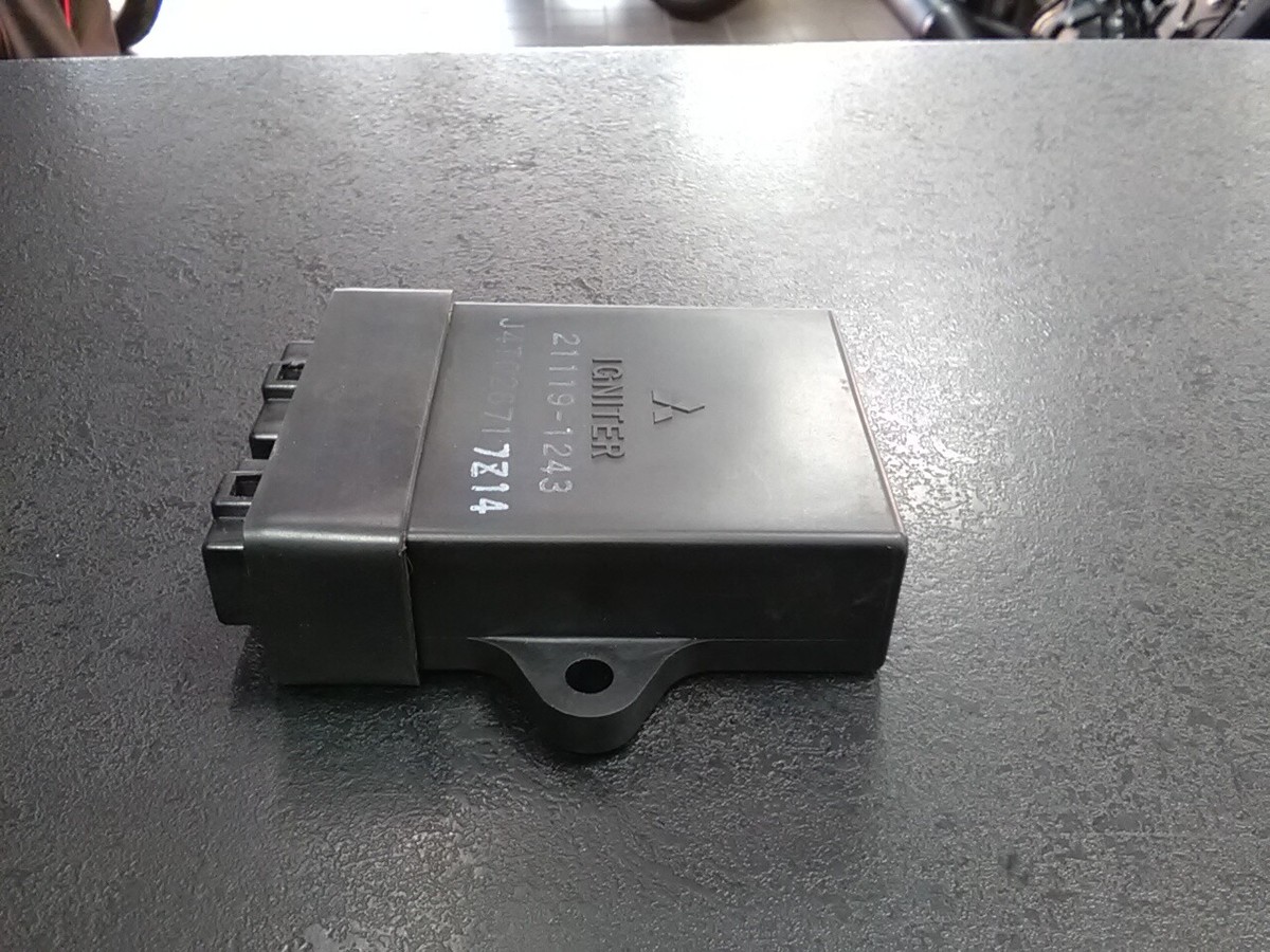 KAWASAKI ZX10 B CDI ECU IGNITION IGNITER ZX-10 ZX1000 1988-1990