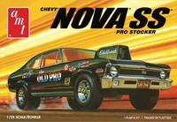 Amt 1972 Chevy Nova Ss Old Pro 2T 1/25 Scale Model Kit [New Toy]