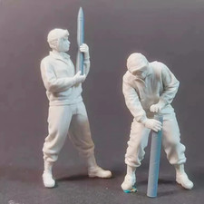 1/35 resin figure model Kit Two US artillery soldiers Unassembled Unpainted