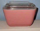 1950s 60s Pyrex Pink Small Refrigerator Dish with Lid Vintage 501-C