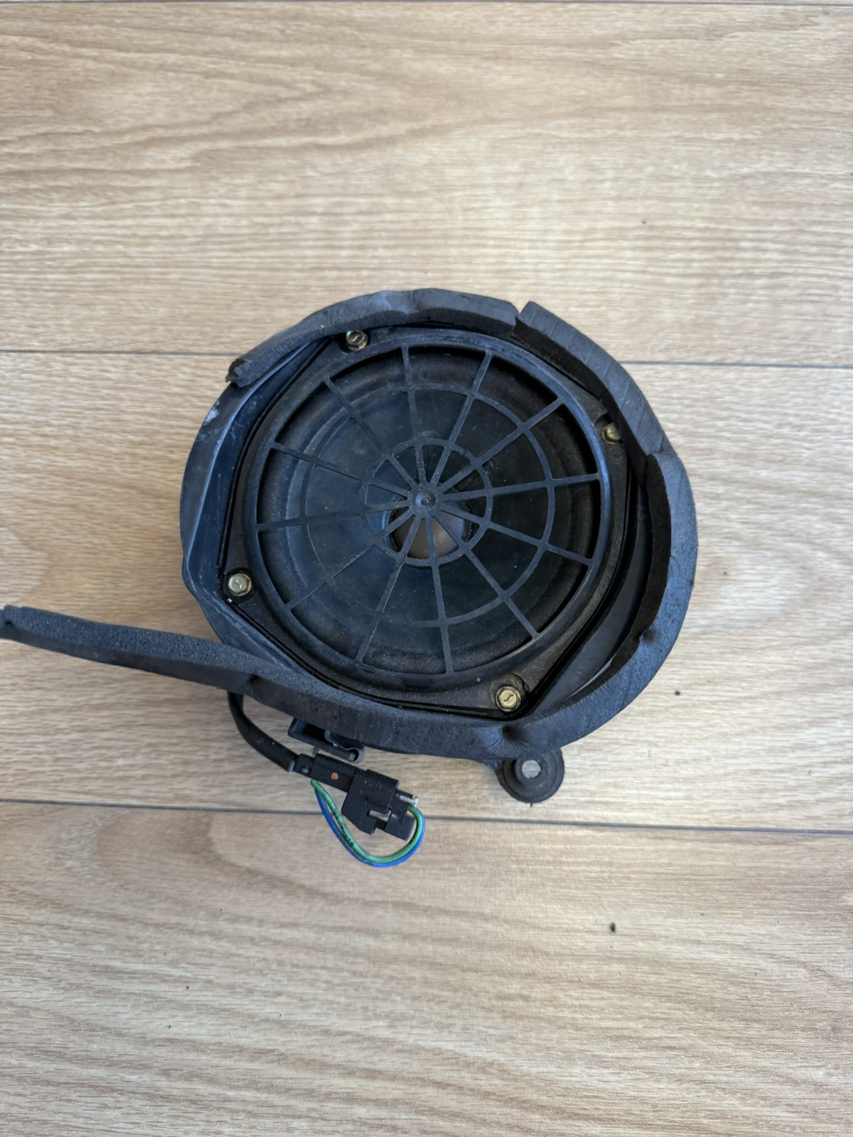 Mercedes-Benz W163 ML 1998-05 Right Side Rear Speaker A1638200802 Oem